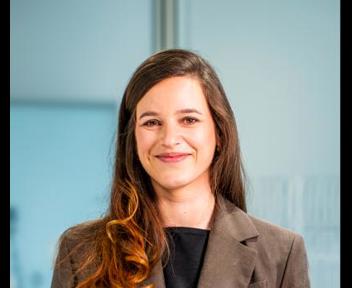 Charlotte, Vendeuse itinérante PRA