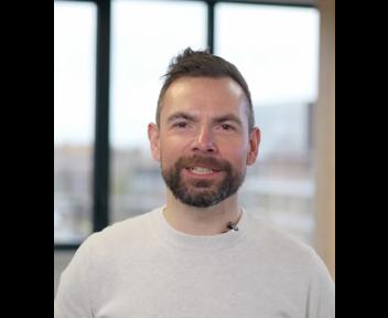 Jérémy, Chef des ventes chez Cristal'ID