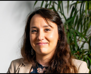 Caroline, Chargée de Clientèle