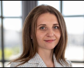 Livia, Juriste Directrice de Mission