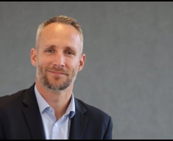 Anthony, Responsable grands comptes