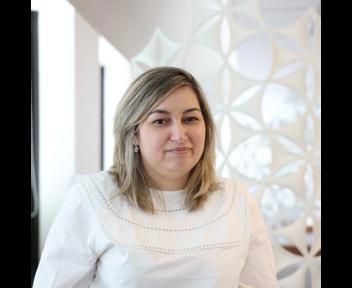 Maria, Réactrice contrats chez MAF