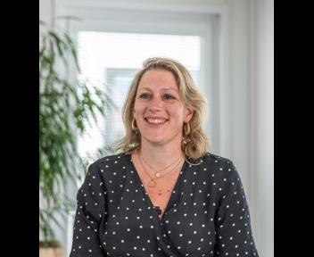 Fleur, Directrice Commerciale chez Portakabin