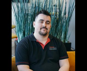 Brice, Technicien Méthodes chez Toyota Material Handling Manufacturing France