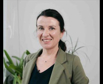 Roselyne, Assistante Commerciale chez Stockmeier France