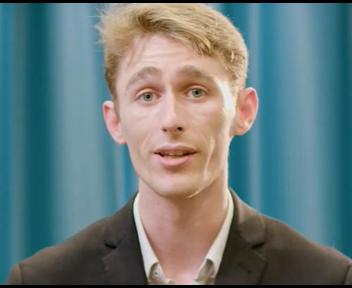 Mathis, Réceptionniste