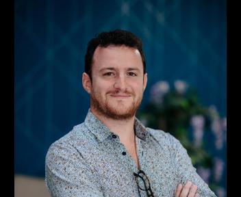 Alexandre, Administration systèmes et réseaux chez Groupe Adinfo