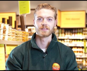 Johan, Manager de Rayon Epicerie 