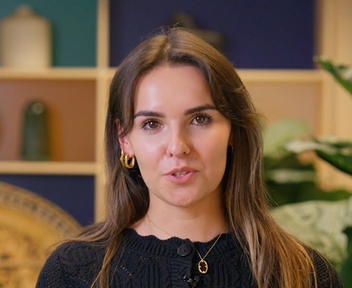 Audrey, talent acquisition specialist chez Aptiskills