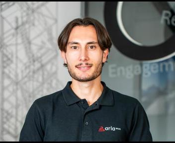 Romain, Commercial