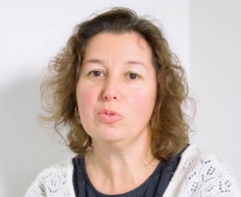 Charlotte, directrice administative chez Cofidur EMS
