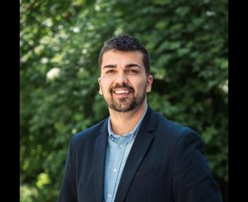 Arthur, Conseiller client