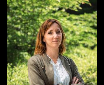Laeticia, Directrice d'agence