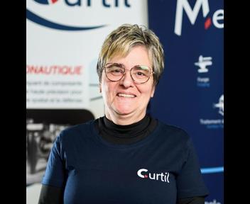 Lydie, Mécanicienne commandes numériques