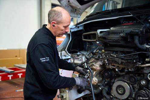 DAIMLER TRUCK RETAIL recrutement