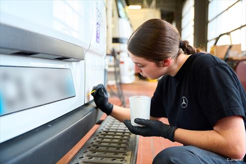 DAIMLER TRUCK RETAIL Emploi