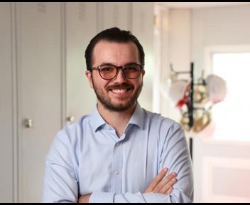 Lucas, Ingénieur Travaux
