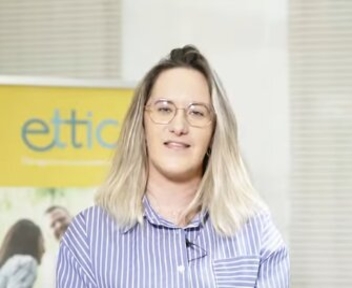 Mélissa, Chargée de recrutement