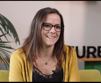 Portrait d'Anaïs, Gestionnaire de Paie en reconversion professionnelle à Eurex Voglans (73)