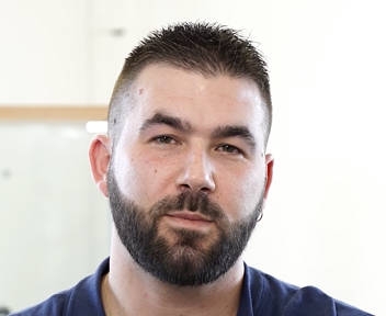 Quentin, technicien montage et assemblage chez Exens Solutions