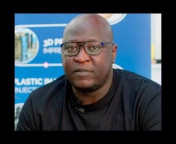 Moussa, Préparateur de commandes