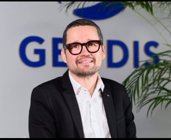 Olivier, Directeur d'agence Distribution et Express