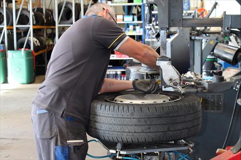 Groupe Kertrucks emploi