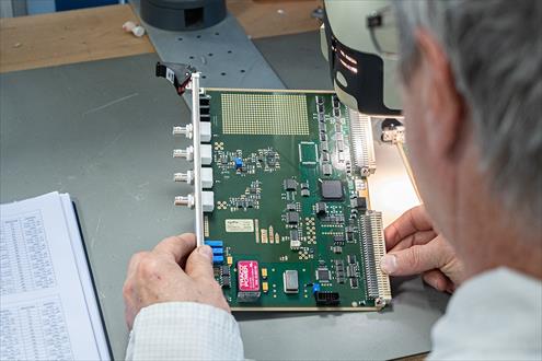 HENSOLDT EN FRANCE recrutement