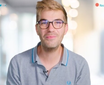 Boris, Conseiller relation clients