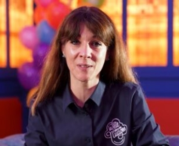 Marjorie, Manager