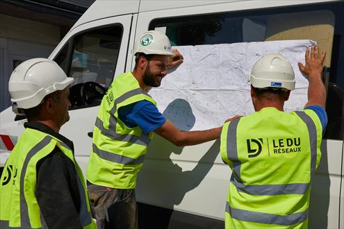 Le Du Emploi