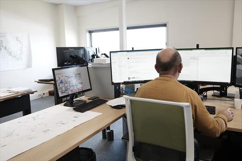 Le Du emploi