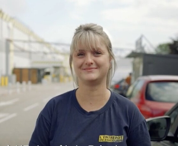 Découvre le métier de Conseiller (ère) de vente à L'Entrepôt du Bricolage !