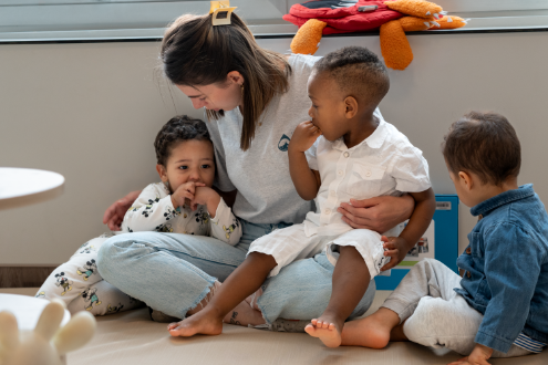 LES PETITS CHAPERONS ROUGES emploi