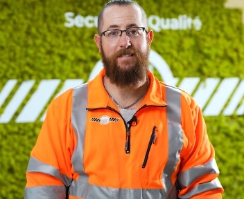 Mickael, chef de chantier chez MDTP