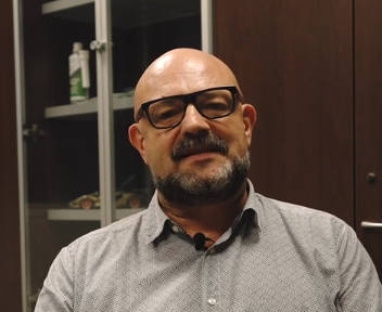 Laurent, directeur