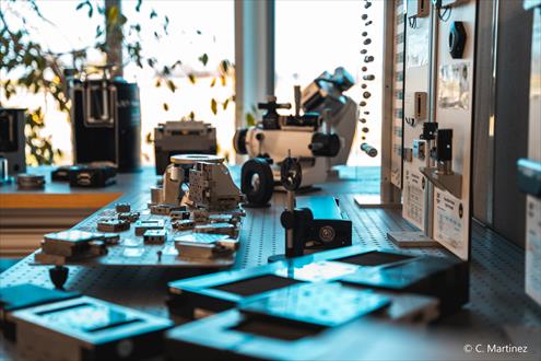 Micro Contrôle Spectra Physics - MKS Emploi