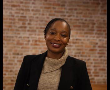 Fatoumata, Référente Développement RH chez Monceau Assurances