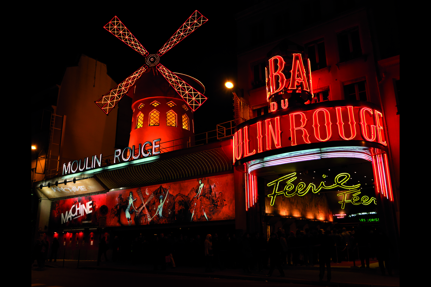 MOULIN ROUGE emploi