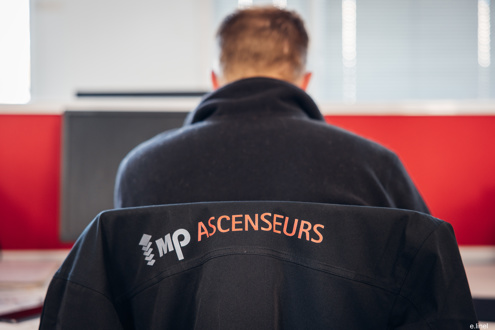 MP ASCENSEURS carrière