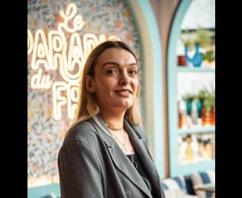 Elodie, Directrice Adjointe