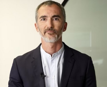 Damien, Directeur Général Délégué