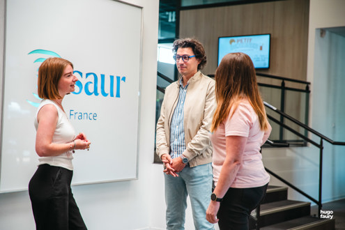 Saur Europe carrière