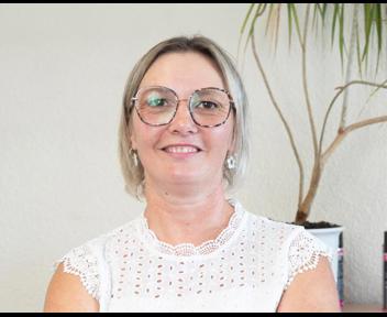 Tania, Technico-commerciale