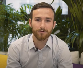 Antoine, Consultant Junior Machine Connectivity