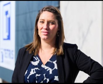Ophélie, Inspectrice Commerciale