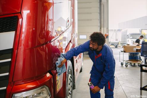 TH Trucks DAF NISSAN recrutement