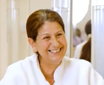 Yamina, Agent des Services Logistiques à l'USSAP
