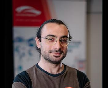Denis, Gardien