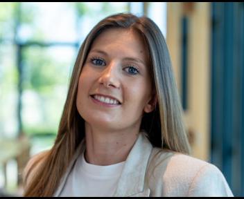 Julie, Global Buyer chez Voyage Privé
